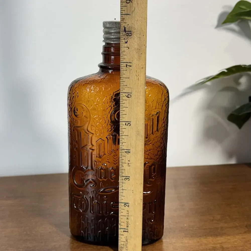 Vintage Old Cabin Still De Luxe Whiskey Amber Glass Bottle Canada Distillery